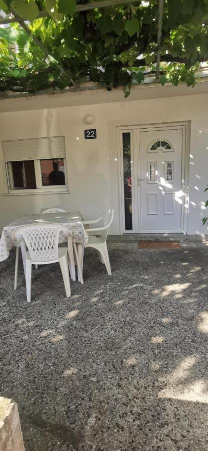 Sobe I Apartmani Marovic Petrovac na moru Exterior foto