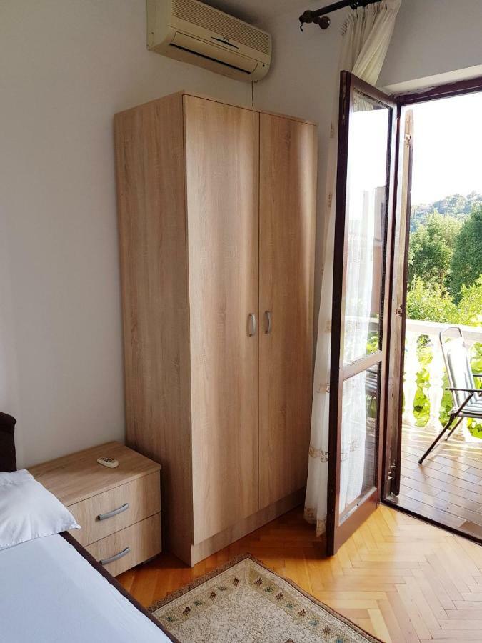 Sobe I Apartmani Marovic Petrovac na moru Exterior foto